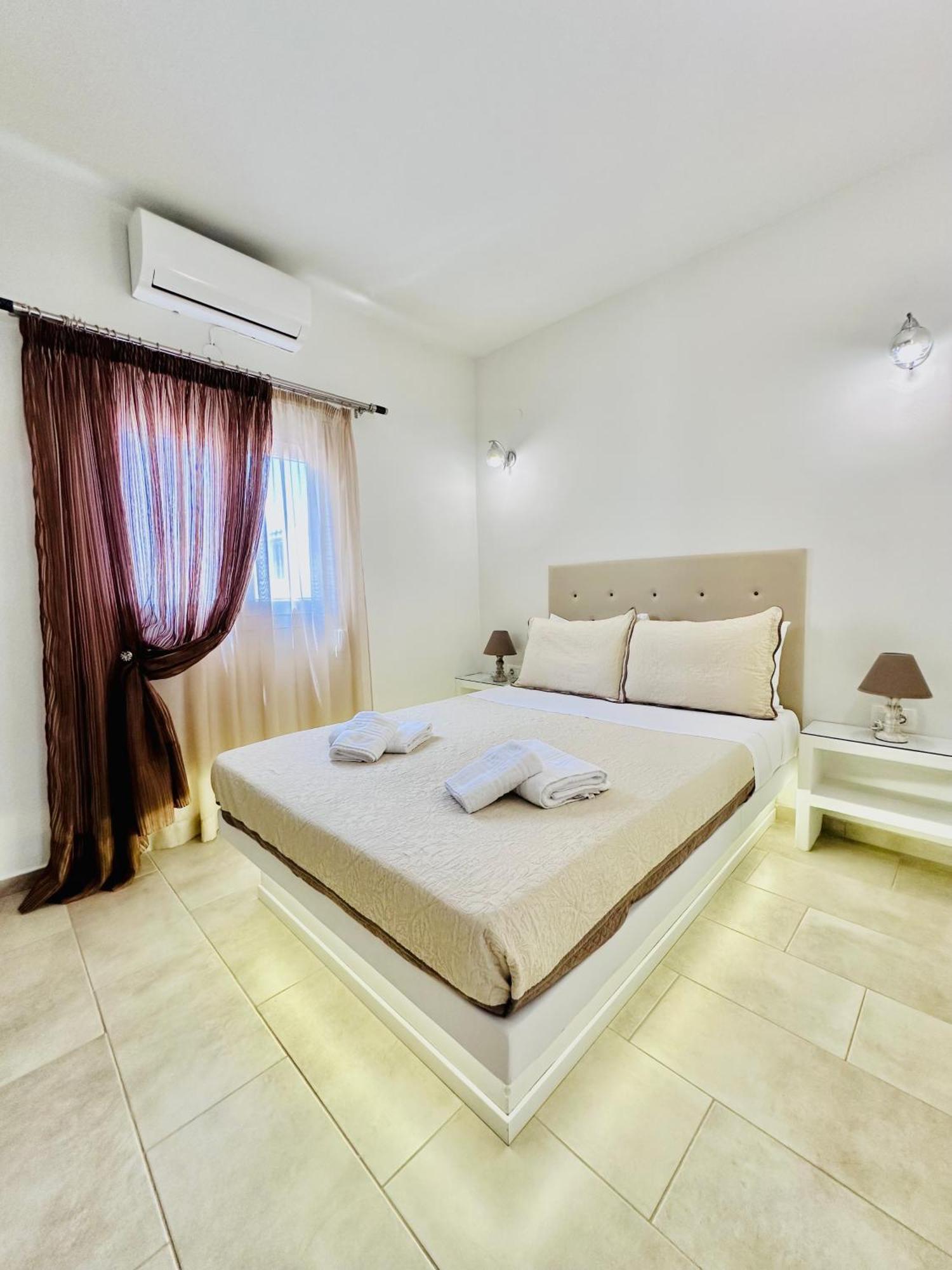 Xrysanthis Home Emporio  Habitación foto