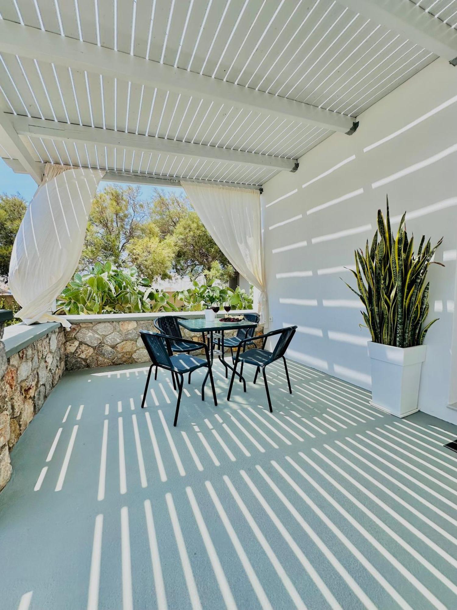 Xrysanthis Home Emporio  Exterior foto